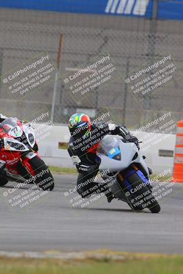 media/Oct-15-2022-Fastrack Riders (Sat) [[9a18b22502]]/Level2/Turn 9 1130am/